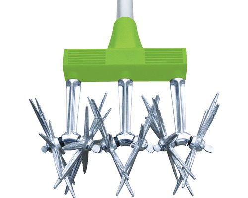 Gartenbodenbelüfter mit rotierenden Sternrädern zur Bodenbearbeitung