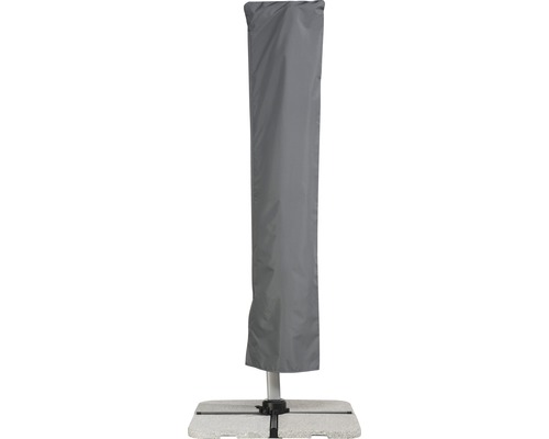 Abdeckung für Sonnenschirm auf einem Betonsockel