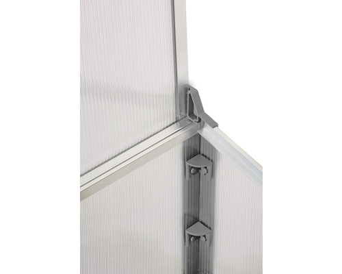 Detailansicht einer Gewächshaus Ecke mit Polycarbonatplatten und Aluminiumrahmen