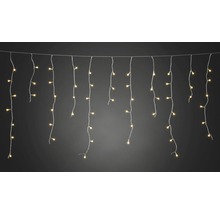 Lichtervorhang mit hängenden Strängen und kleinen Leuchten