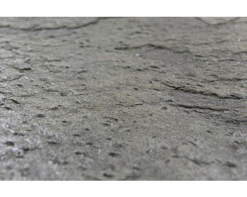 Nahaufnahme einer Steinplatte mit rauer Oberfläche