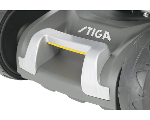 Detailansicht eines Rasenmähers mit STIGA Logo