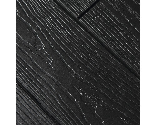 Terrassendielen aus Holz-Polymer-Werkstoff mit Holzstruktur