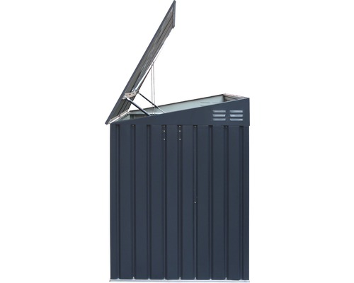 Geöffneter Geräteschrank aus Metall für den Außenbereich