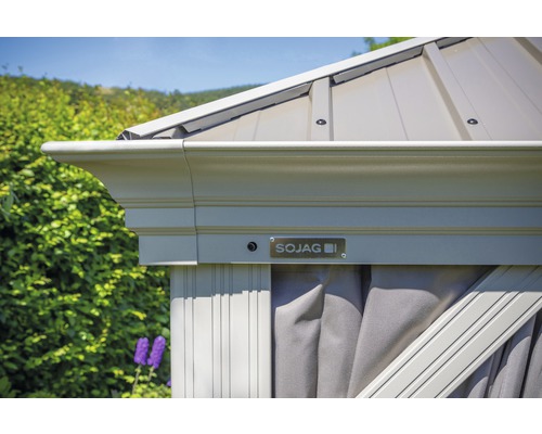 Detailansicht Pavillon mit Sojag Logo