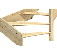 Holztreppe mit drei Stufen
