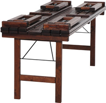 Bierzeltgarnitur aus Holz mit Klappfunktion