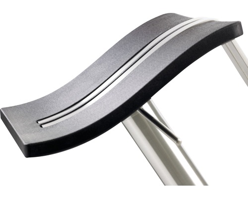 Duschhocker Sitz aus Kunststoff auf Metallgestell