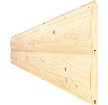 Zwei Blockbohlen aus Holz im Detail