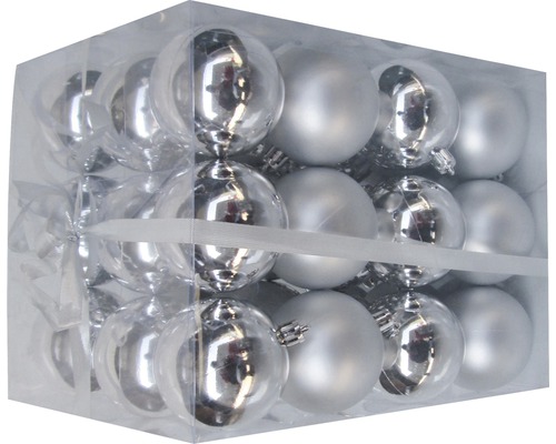 Verpackung mit silberfarbenen Weihnachtskugeln