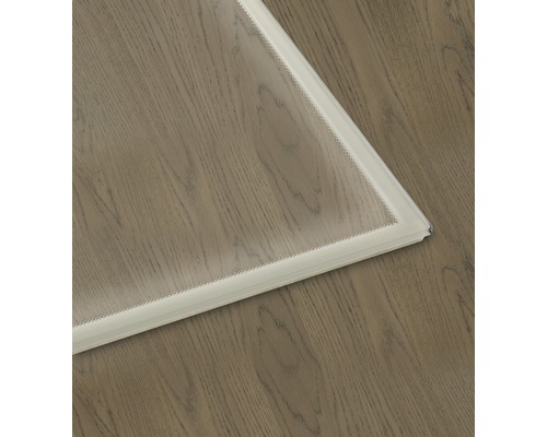 Transparente Bodenschutzmatte auf Holzboden