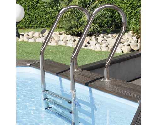 Schwimmbadleiter aus Metall mit drei Stufen