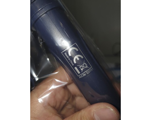 CE Kennzeichnung und Hinweis zur Entsorgung elektronischer Geräte