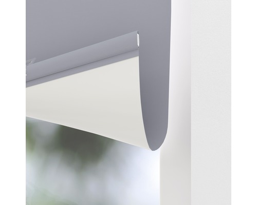 Rollo teilweise heruntergelassen