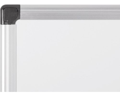Detailansicht einer Whiteboardecke mit Aluminiumrahmen