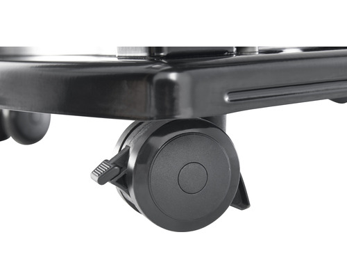 Detailaufnahme eines Transportwagens mit Rollen und Feststellbremse