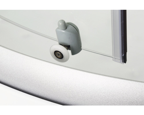 Detailansicht eines Duschkabinenrades