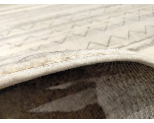 Detailansicht eines gemusterten Teppichs