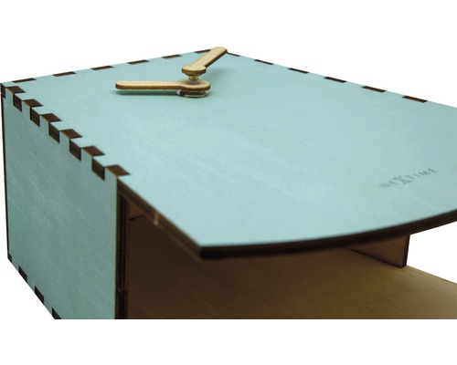 Nextime Tischuhr aus Holz