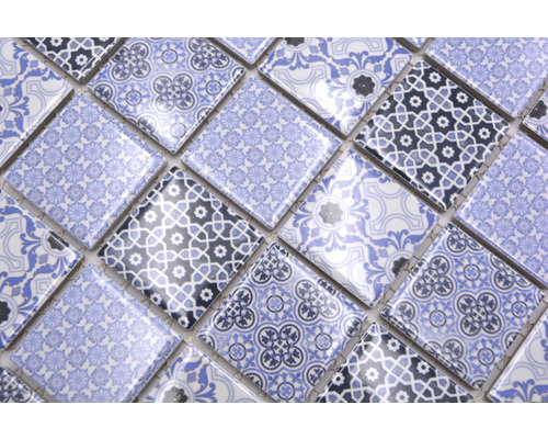 Mosaikfliesen mit verschiedenen Mustern