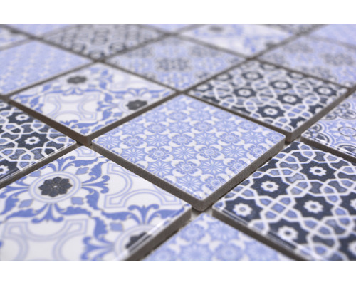 Mosaikfliesen mit verschiedenen Mustern