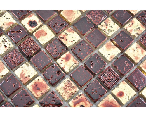 Mosaikfliesen aus Glas und Metall
