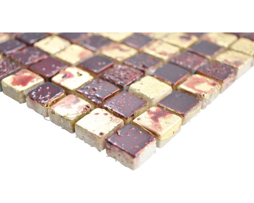 Mosaikfliesen mit Glas und Goldoptik