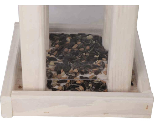Vogelhaus mit Futtermischung
