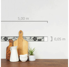 Tapetenbordüre mit Blumenmuster, Rollenlänge fünf Meter, Rollenhöhe fünf Zentimeter