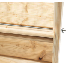 Detailansicht eines Holzregals mit Gewindestange und Flügelmutter