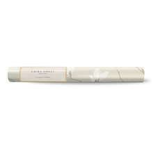 Tapetenrolle mit Blütenmuster von Laura Ashley