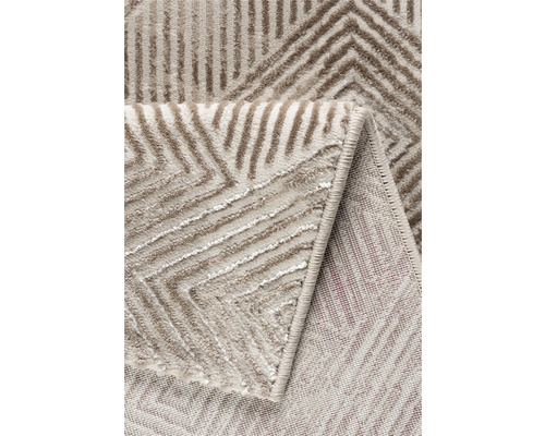 Teppich mit geometrischem Muster