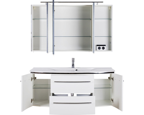Offene Badezimmermöbel mit Spiegelschrank, Waschtisch, Waschbecken und Schubladen