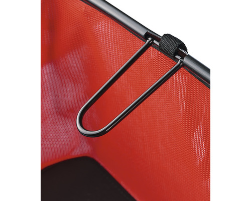 Detailansicht eines Produkts mit einem Haken und Textilnetz