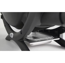 Detailaufnahme eines Weber Grills mit Fettauffangschale