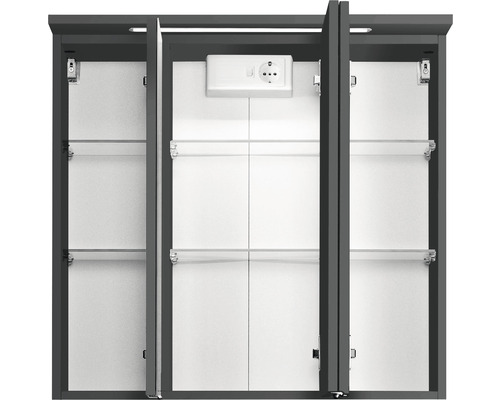 Offener Spiegelschrank mit Glasböden und Steckdose