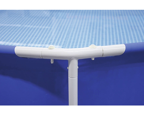 Detailansicht eines Frame Pools mit weißem Gestänge