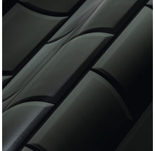 Nahaufnahme von schwarzen Wandpaneelen mit gewölbtem Design