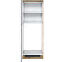 Offener Hochschrank mit Einlegeböden