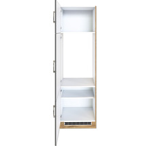 Offener Hochschrank mit Einlegeböden