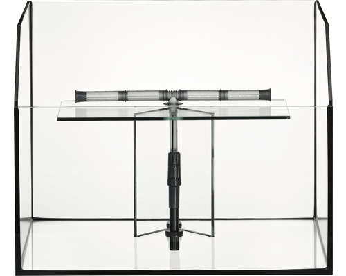 Aquarium mit Filter und Glasabdeckung für die Einrichtung