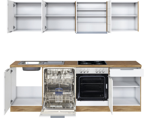 Küchenzeile mit Spüle, Geschirrspüler, Herd und Hängeschränken