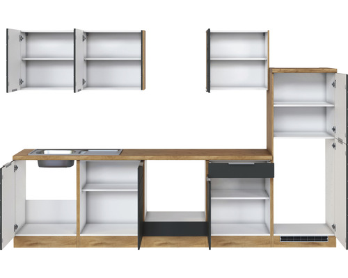 Küchenzeile mit Spüle, Schublade und Schränken