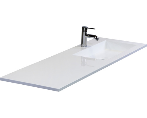 Waschtischplatte mit Aufsatzwaschbecken und Armatur