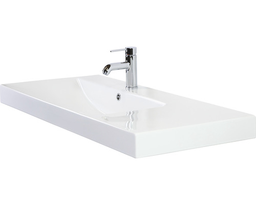 Waschtisch mit Armatur