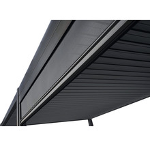Detailansicht einer Terrassenüberdachung aus Aluminium