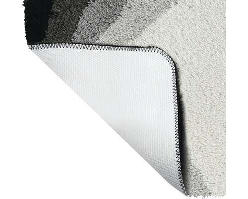 Detailansicht einer Badezimmermatte mit rutschfester Unterseite