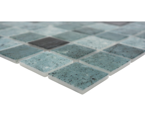 Mosaikfliesen aus Glas im Detail
