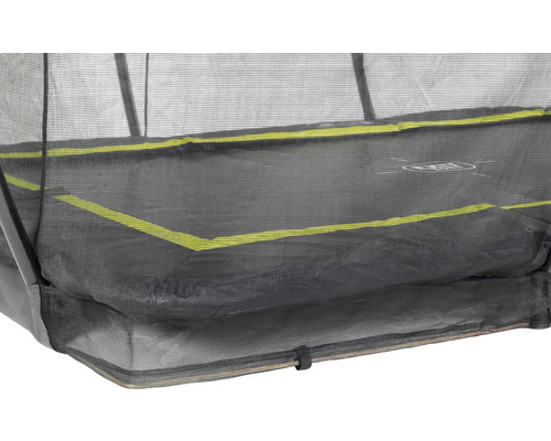 Detailaufnahme eines Trampolins mit Sicherheitsnetz