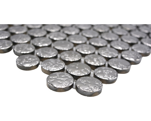 Mosaikfliese mit runden Steinen